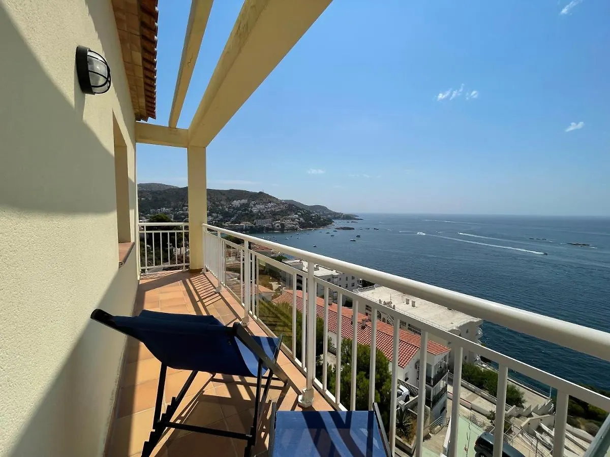 Marina 1 Apartment Roses
