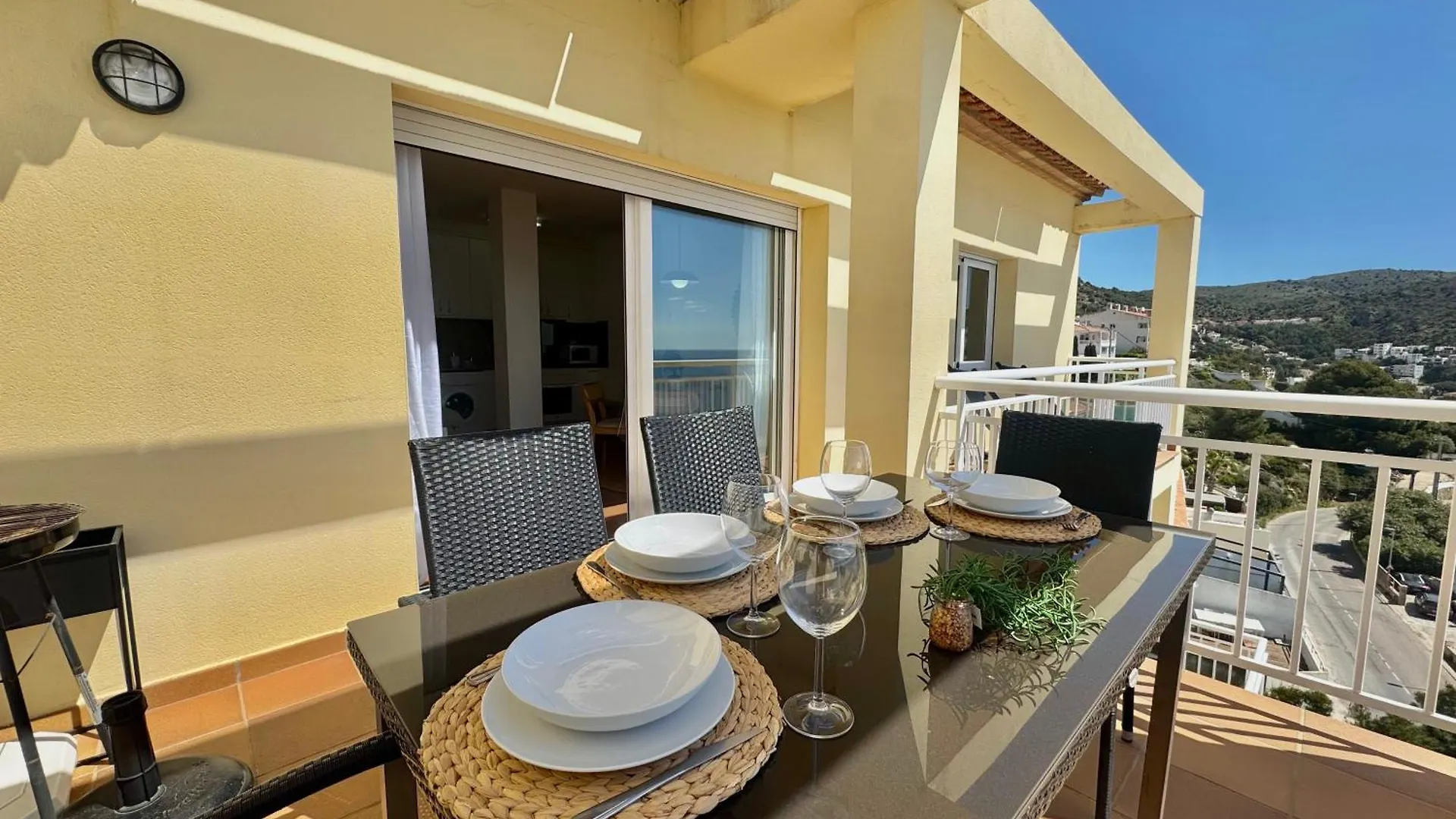 Marina 1 Apartment Roses Spain